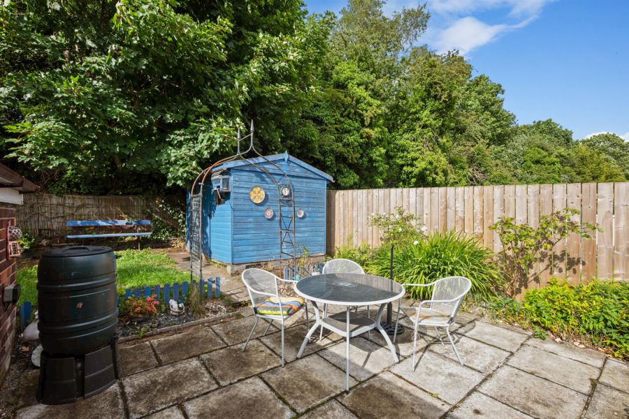 67 Sandhill Gardens