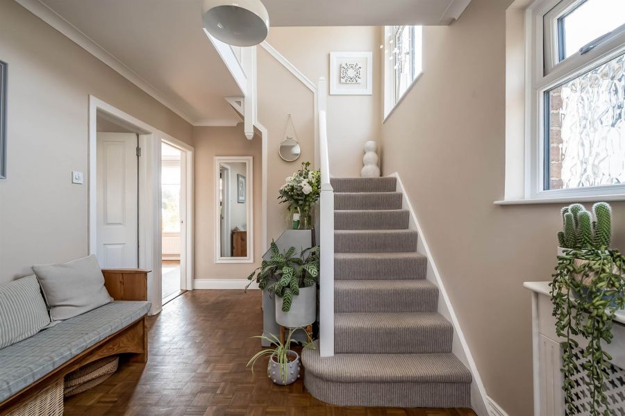 27 Woodland Park