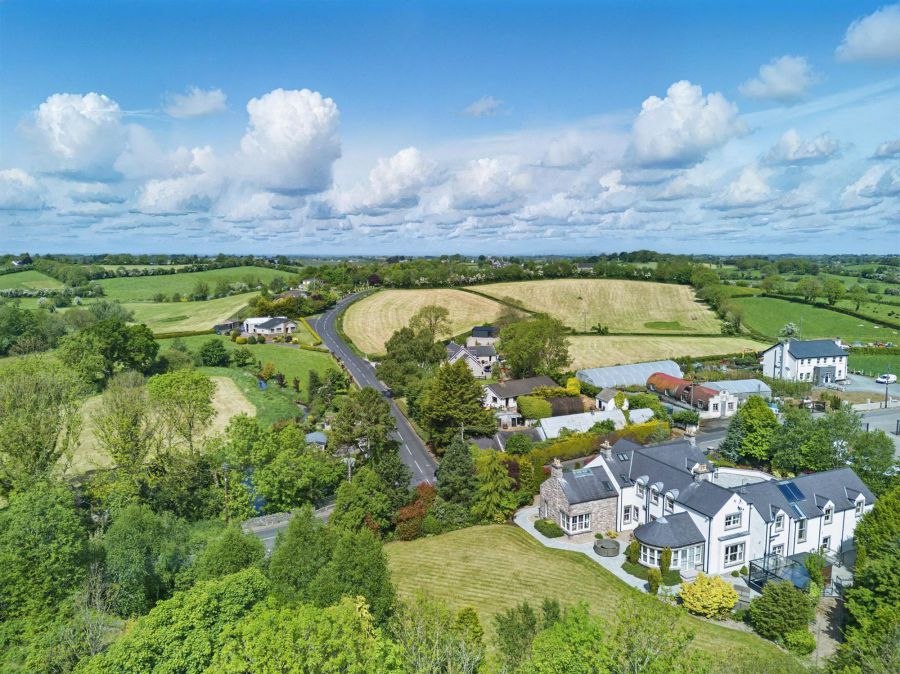 Stonebridge House, 118 Battlehill Road