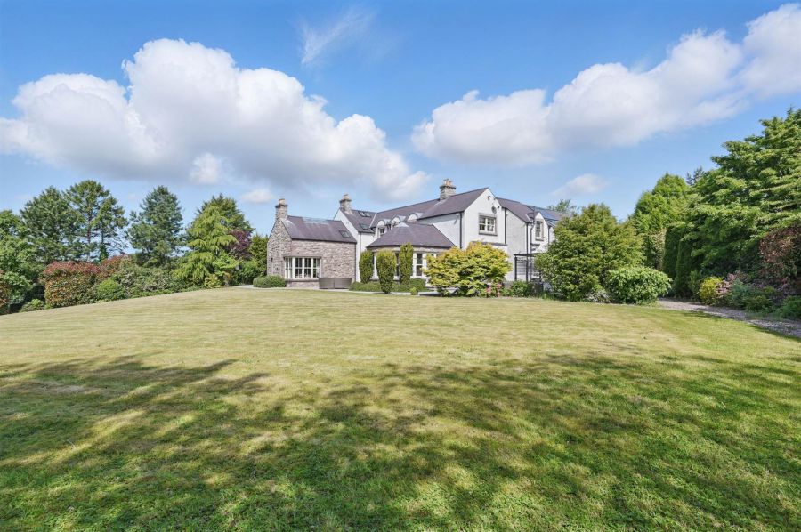 Stonebridge House, 118 Battlehill Road