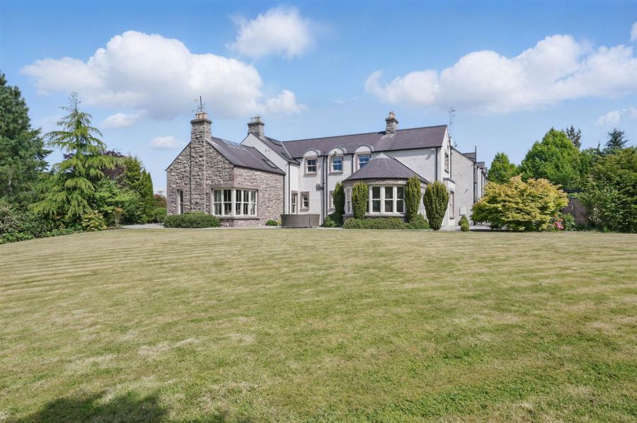 Stonebridge House, 118 Battlehill Road