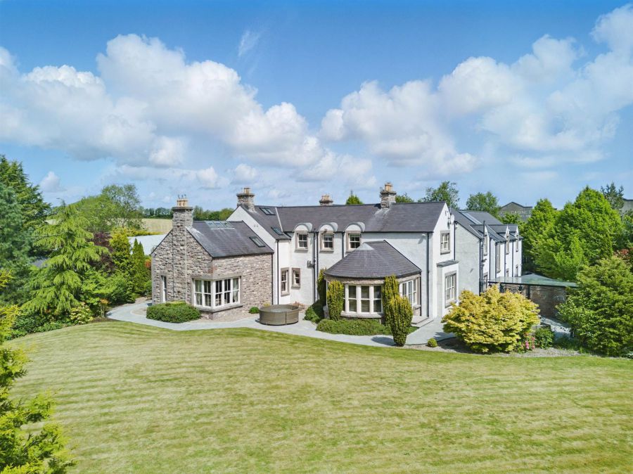 Stonebridge House, 118 Battlehill Road
