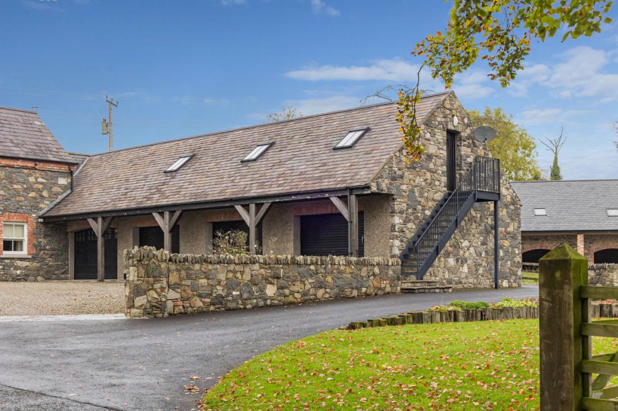 15 Reservoir Road