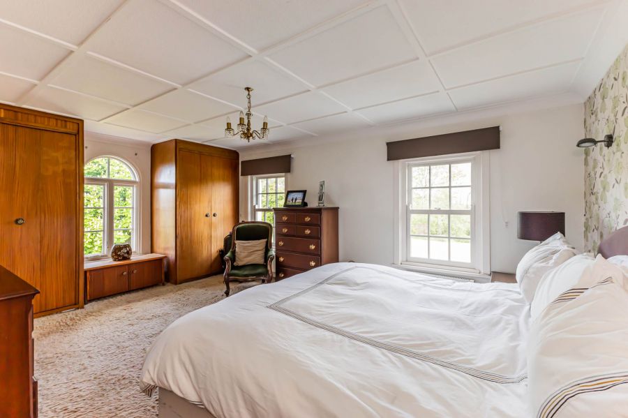 Riverview House, 13 Dagger Road