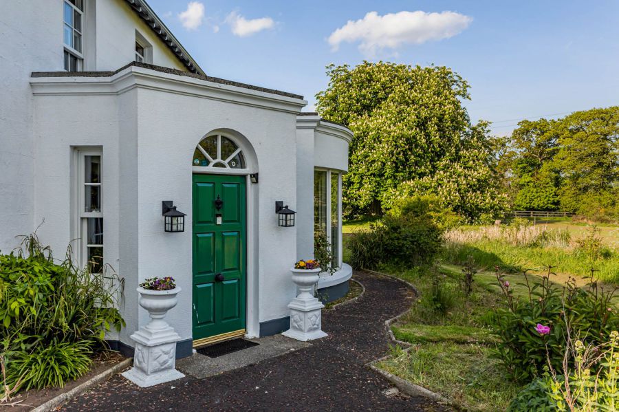 Riverview House, 13 Dagger Road