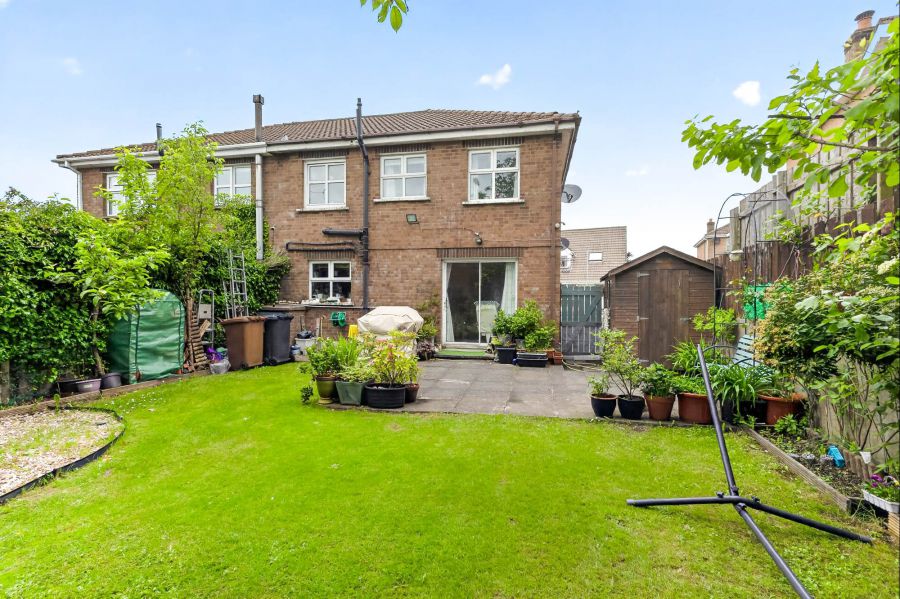 15 Briar Hill