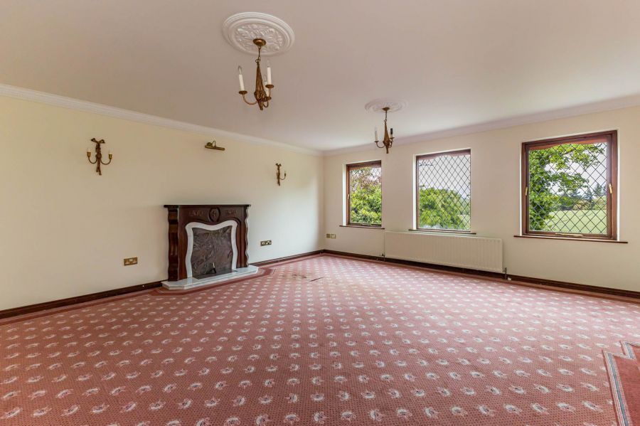 The Lodge, 1 Sandringham Court