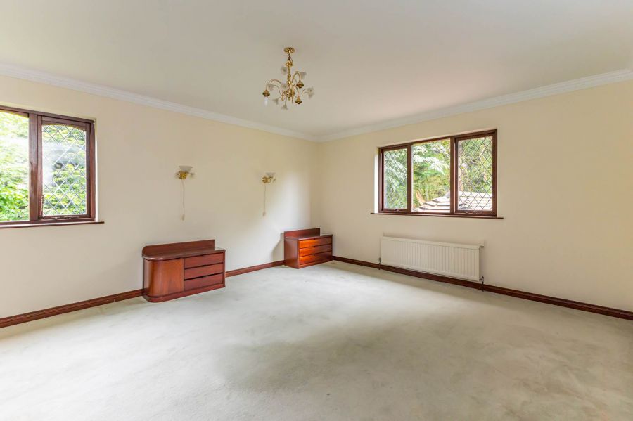 The Lodge, 1 Sandringham Court