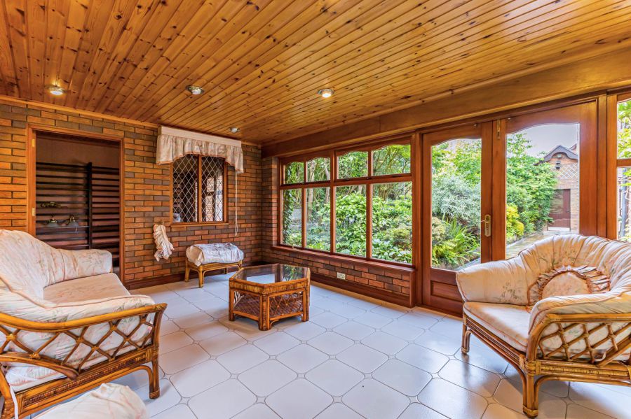 The Lodge, 1 Sandringham Court