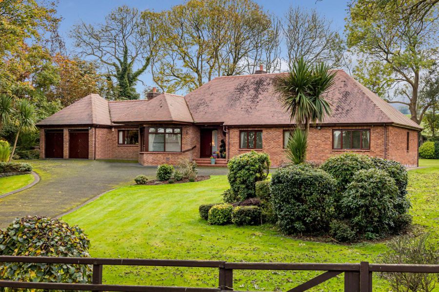 Lisbane Lodge, 9 Lisbane Road