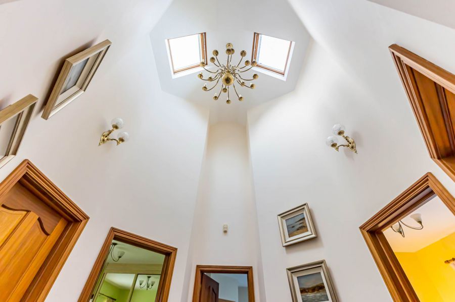 Lisbane Lodge, 9 Lisbane Road