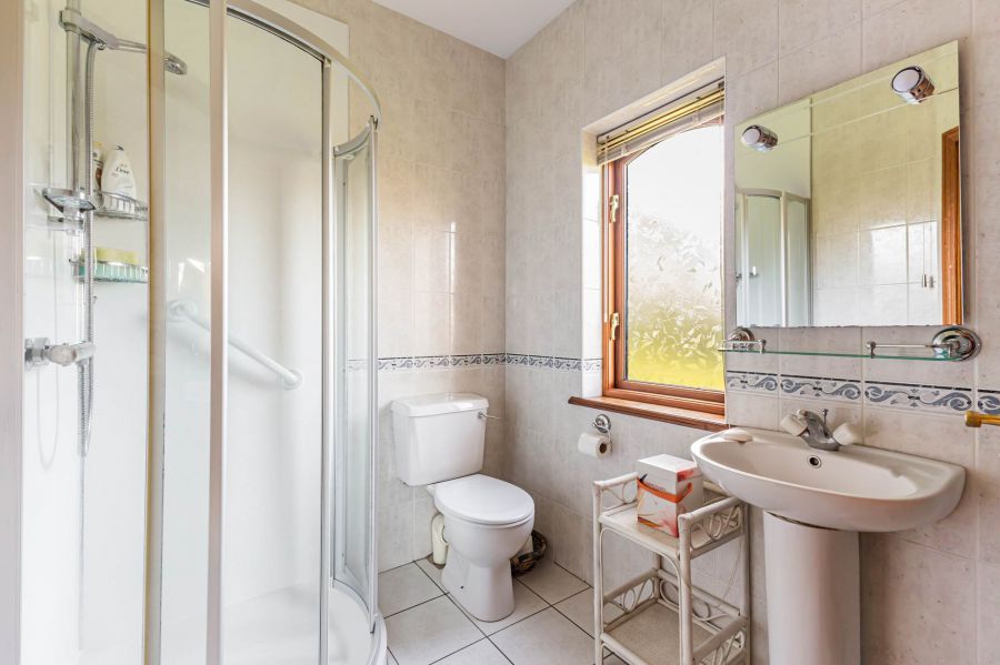 Lisbane Lodge, 9 Lisbane Road