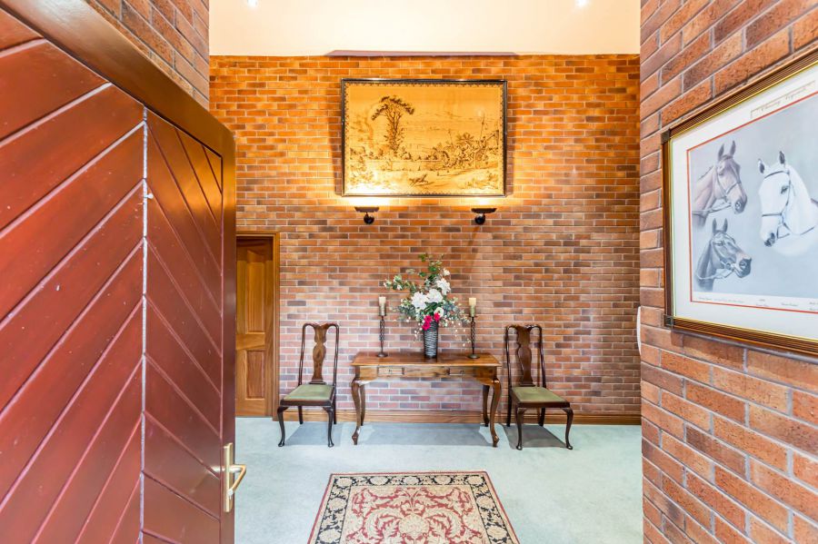 Lisbane Lodge, 9 Lisbane Road