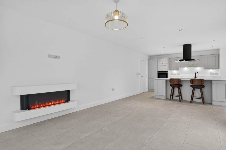 Apt 3 Hillsborough Road Apartments