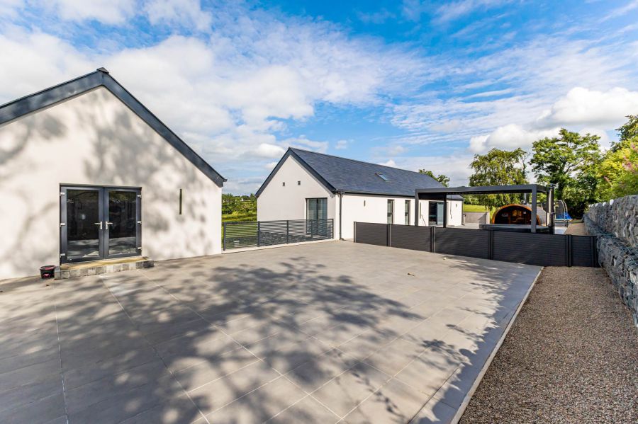 3 Old Moira Road