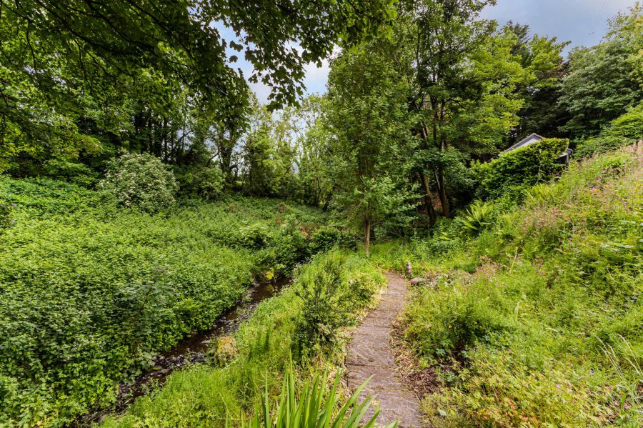 88 Ballycoan Road