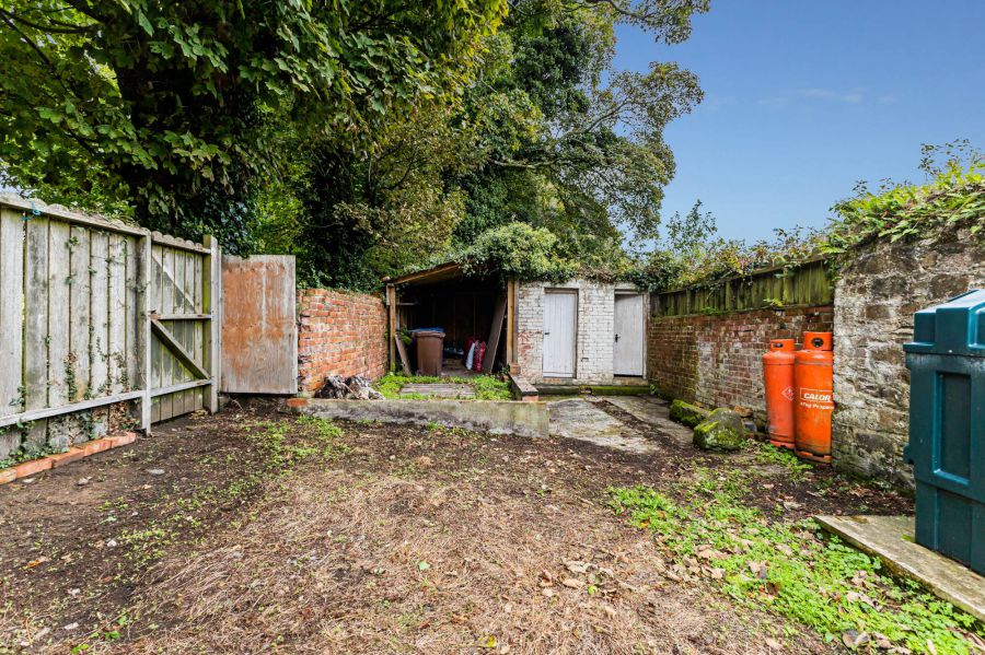 182 Newcastle Road