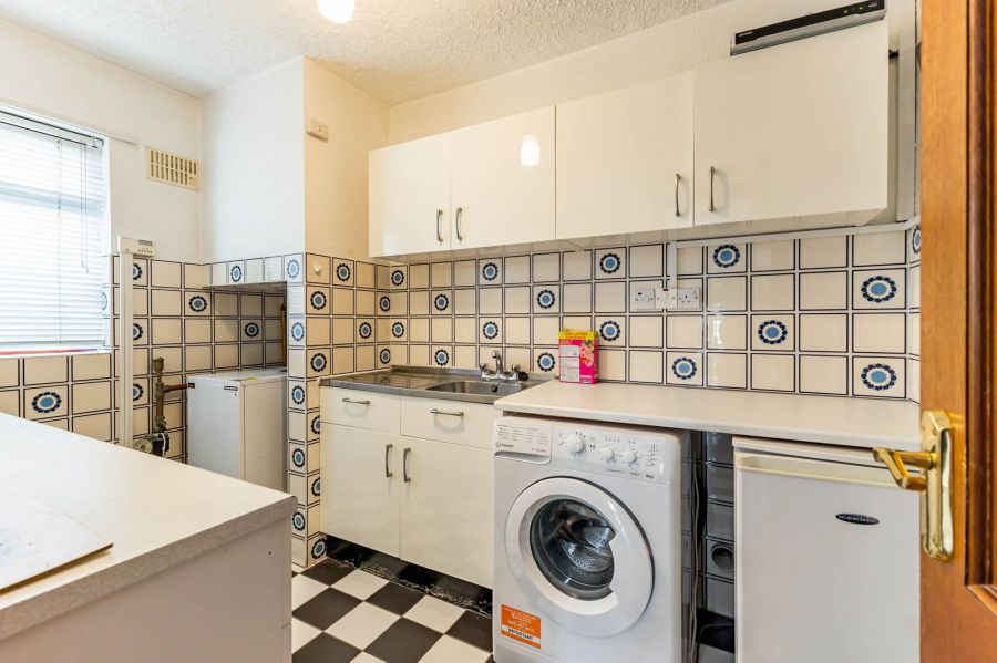 6 Whinney Hill