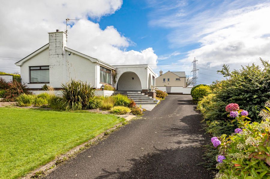 6 Whinney Hill
