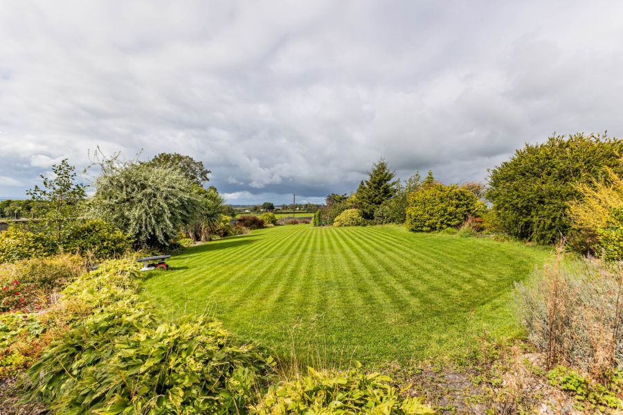 6 Whinney Hill