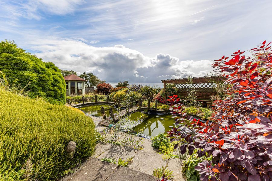 6 Whinney Hill