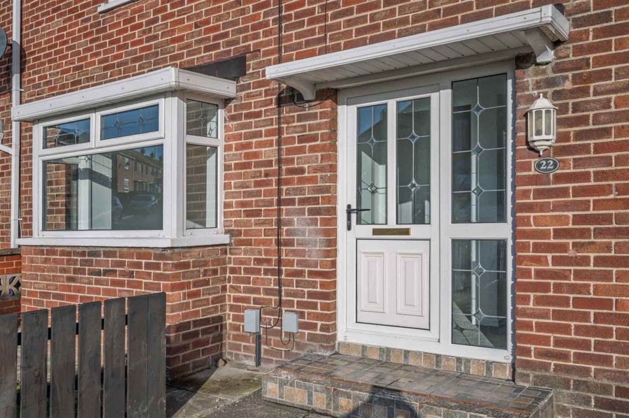 22 Lawnmount Crescent