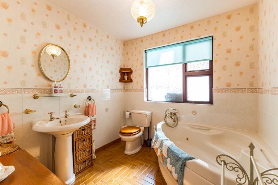 18 Whinney Hill