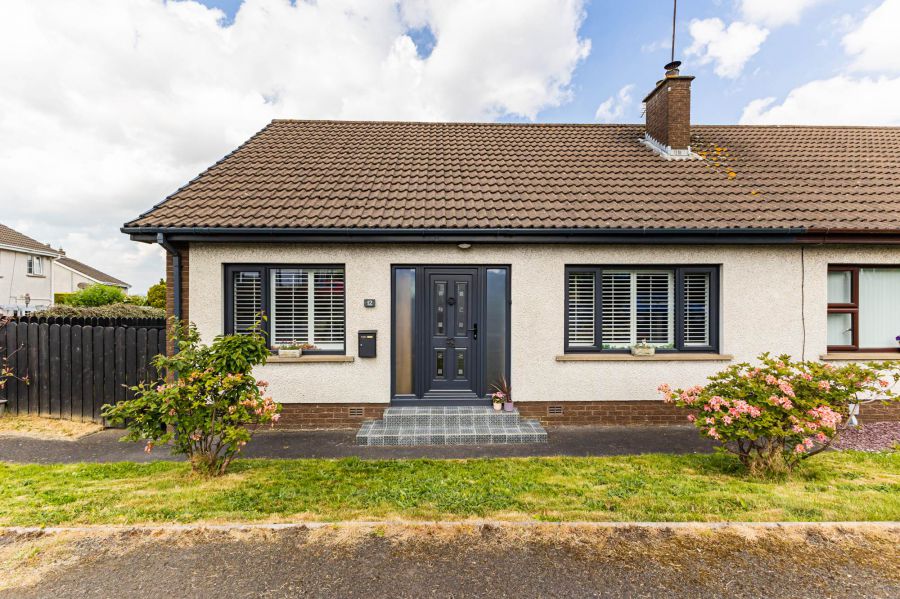 12 Eglantine Park