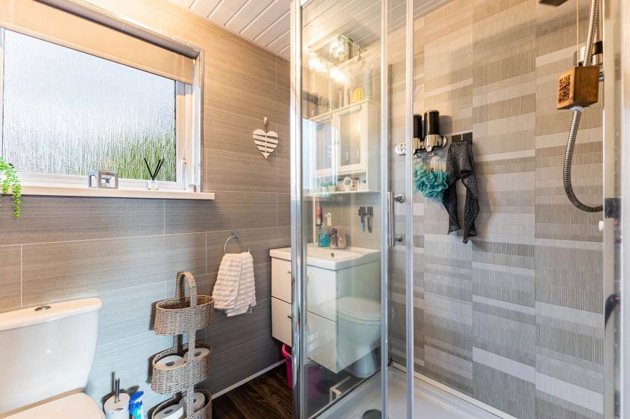 184 Ashmount Gardens