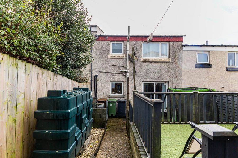 184 Ashmount Gardens