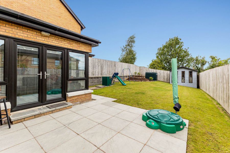 14 Ballantine Lane
