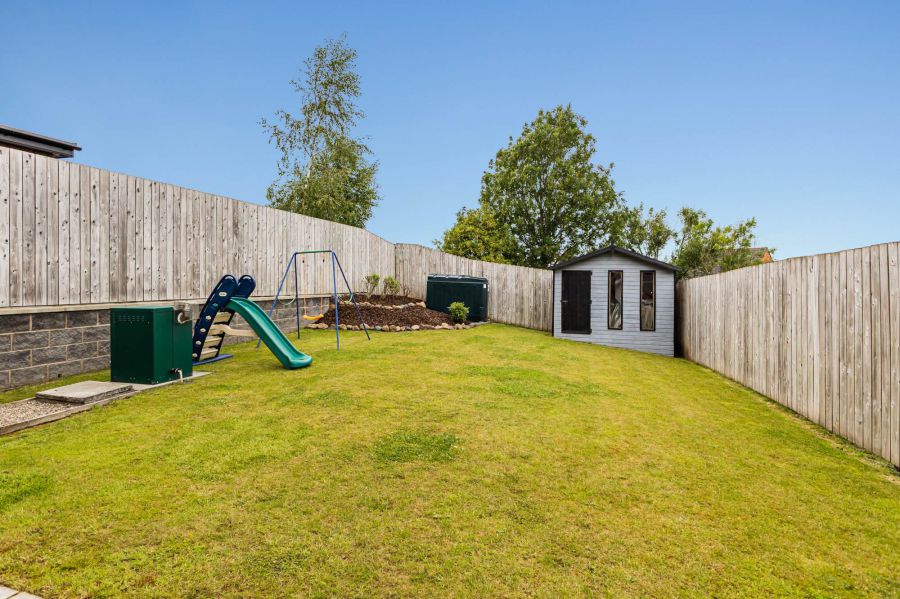14 Ballantine Lane