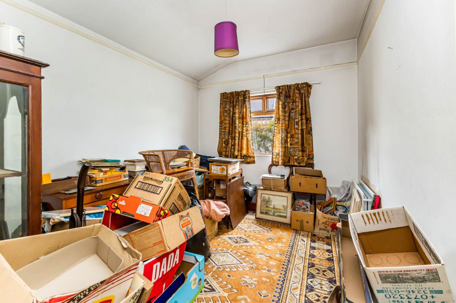 49 Dromore Road
