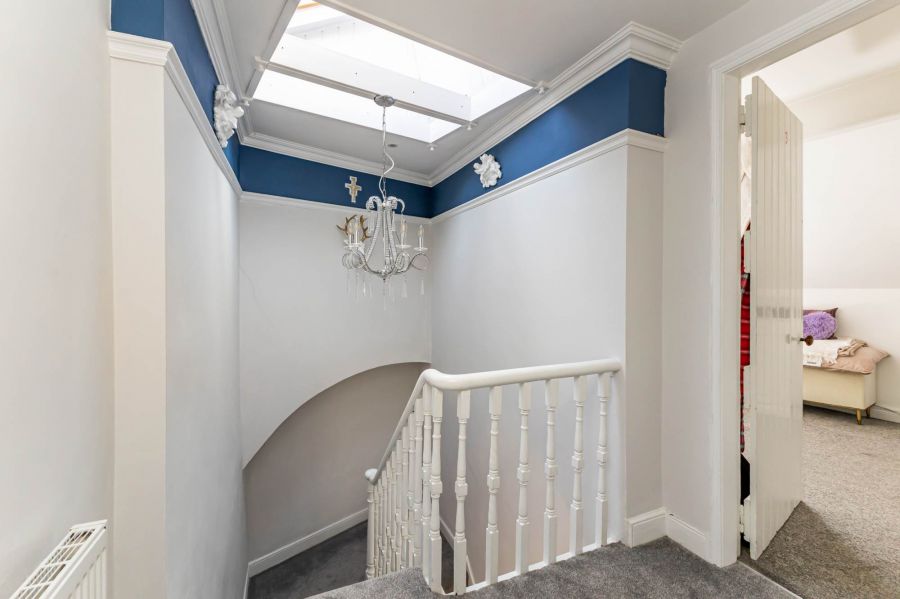 3 Victoria Crescent
