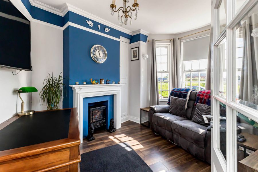 3 Victoria Crescent