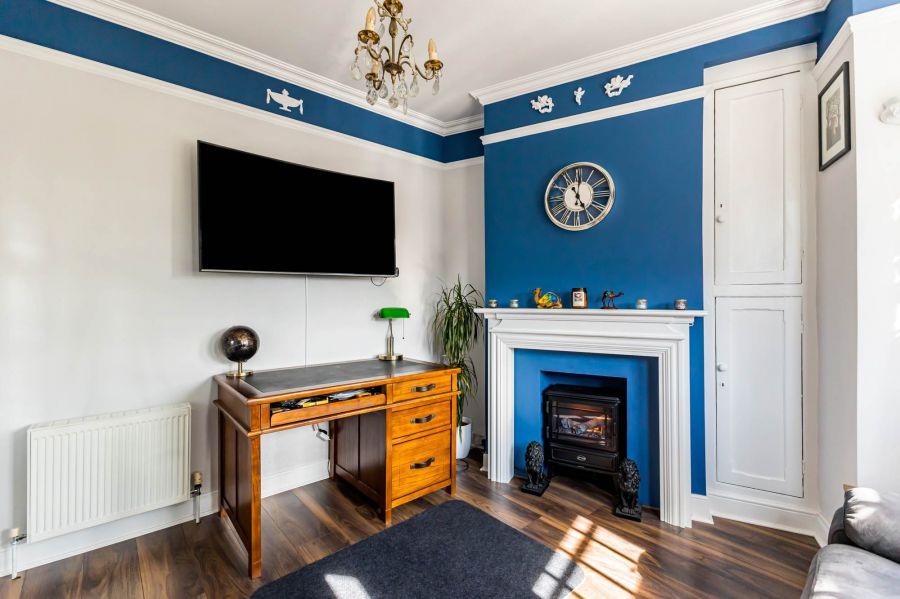 3 Victoria Crescent
