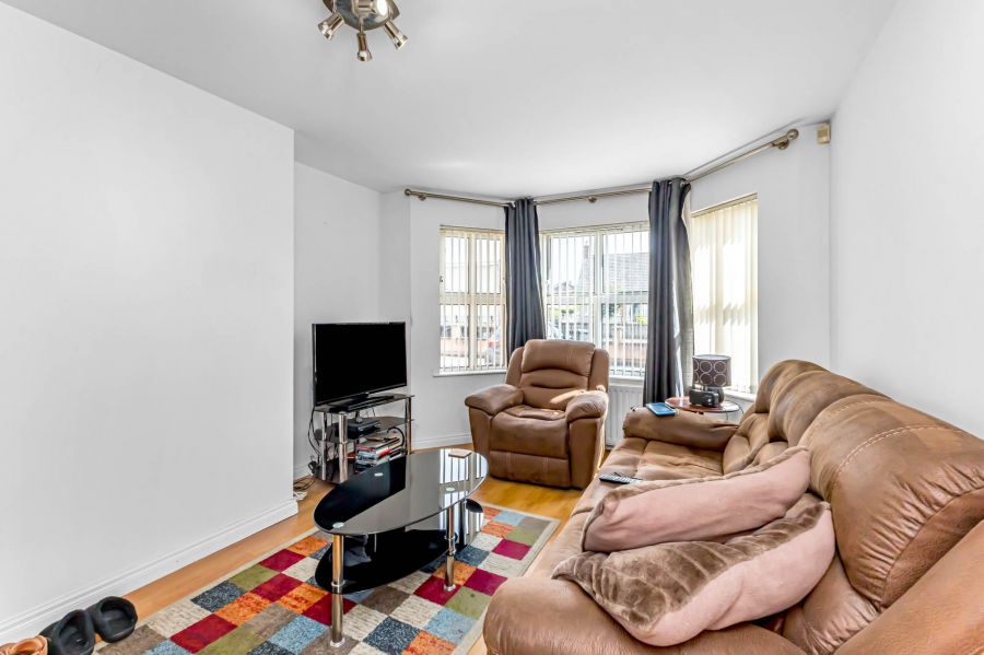 7 Saintfield Mews