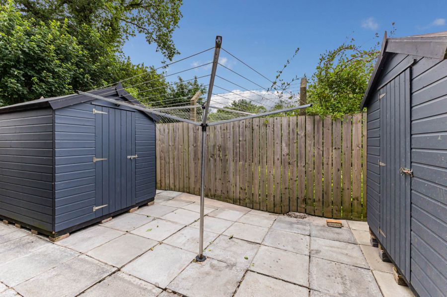 11 Camlin Gardens
