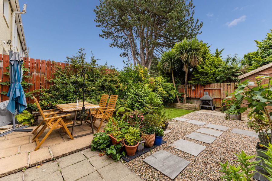 48 Hornbeam Road