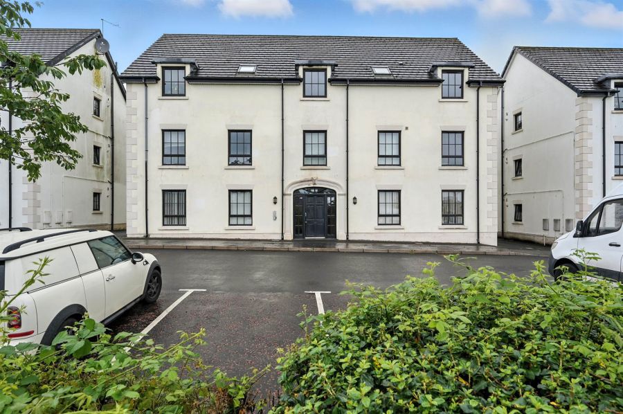 Apt 52 Sir Richard Wallace Walk