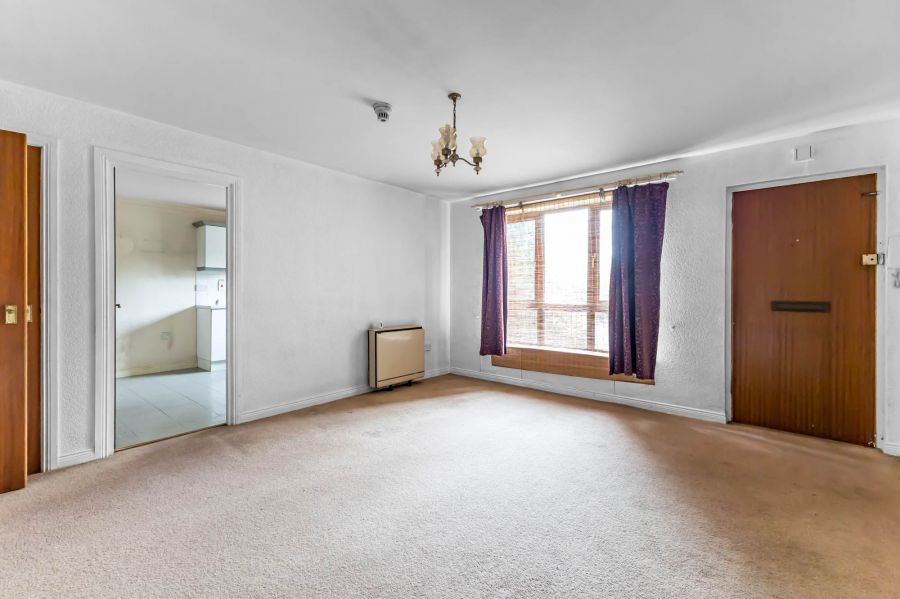 11 Waverley Court