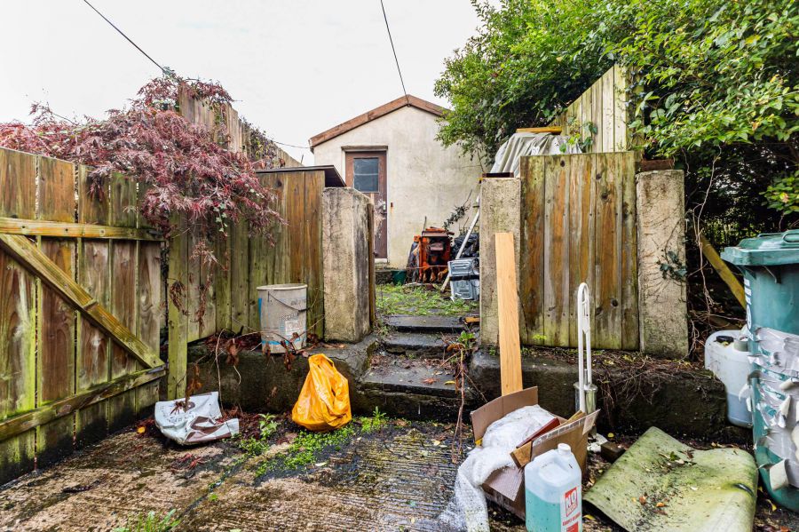 23 Hillsborough Old Road