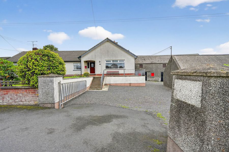 5 Howe Road, Dromore, BT25 1ET