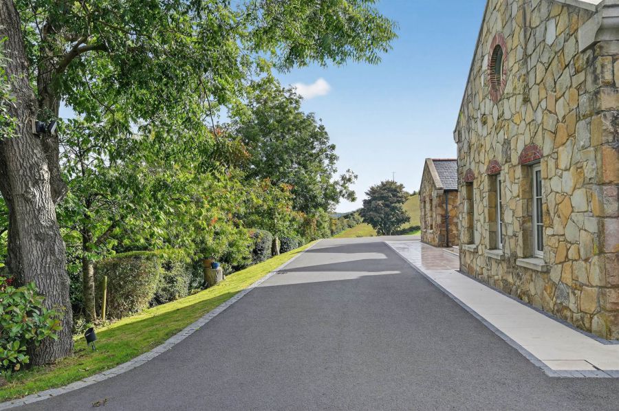 Loughaghrey Lodge, 7 Loughaghrey Road