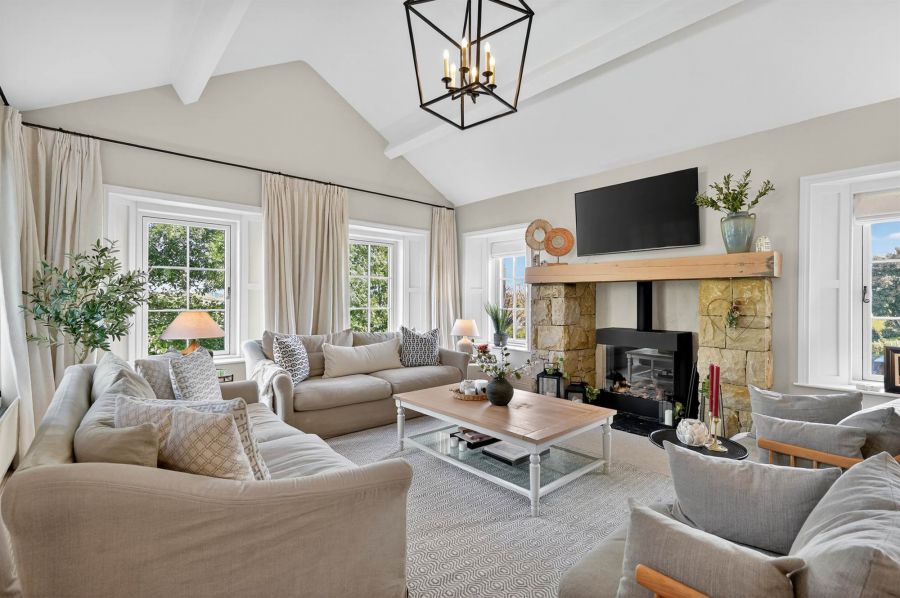 Loughaghrey Lodge, 7 Loughaghrey Road