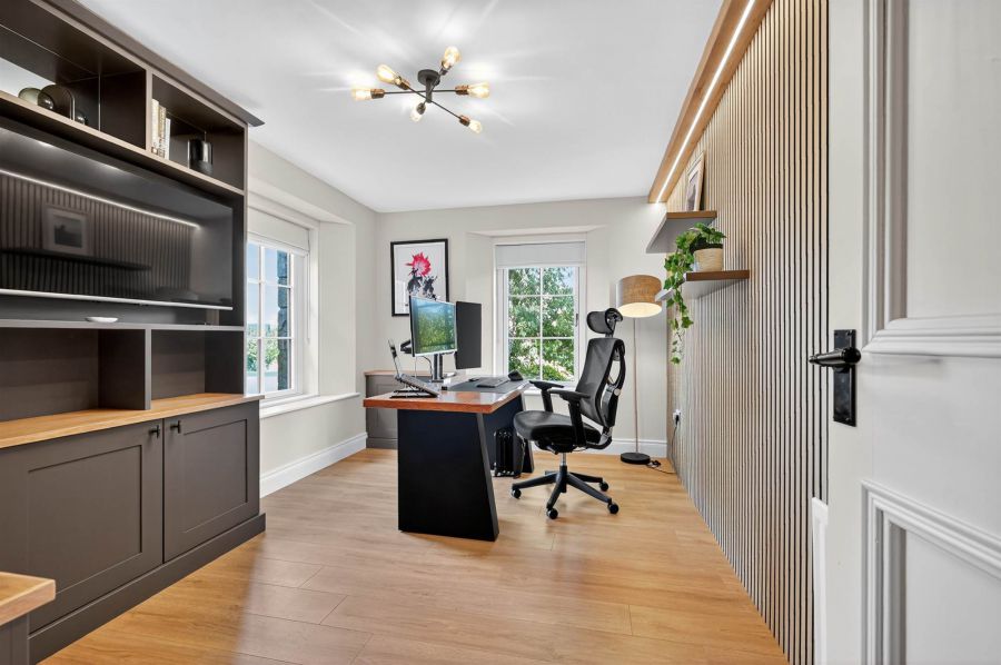 Loughaghrey Lodge, 7 Loughaghrey Road