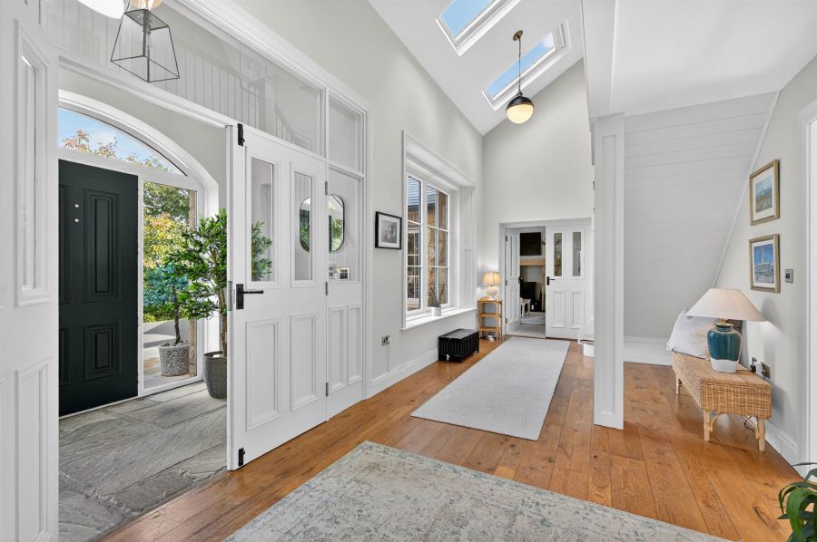 Loughaghrey Lodge, 7 Loughaghrey Road