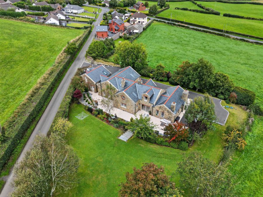 Loughaghrey Lodge, 7 Loughaghrey Road