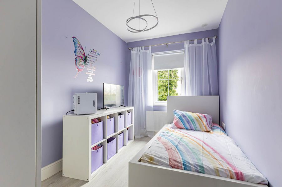 11 Linen Mews