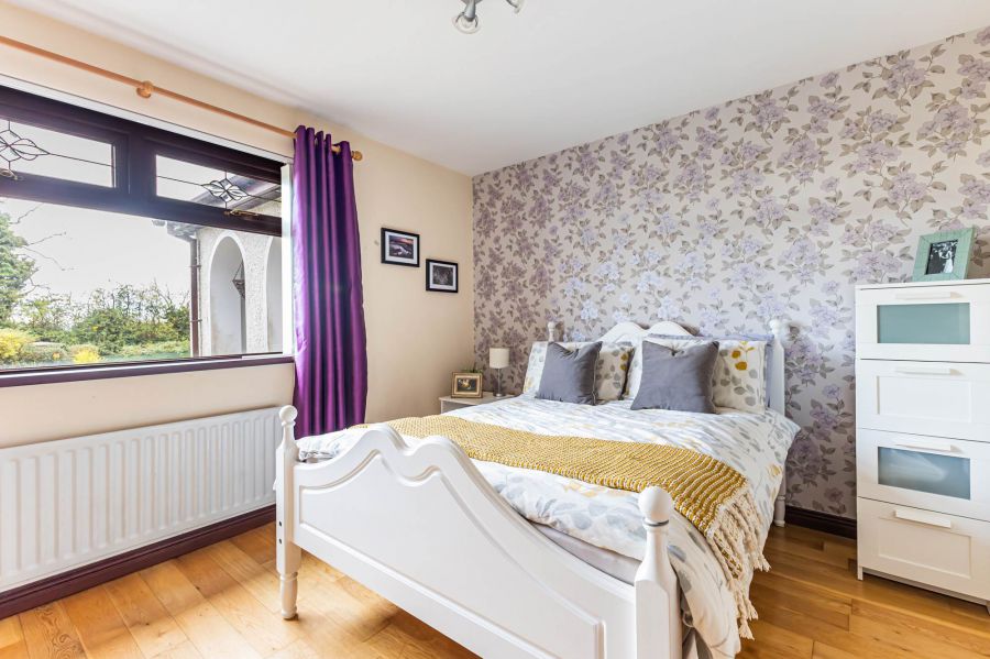 Holly Lodge, 26 Beanstown Road